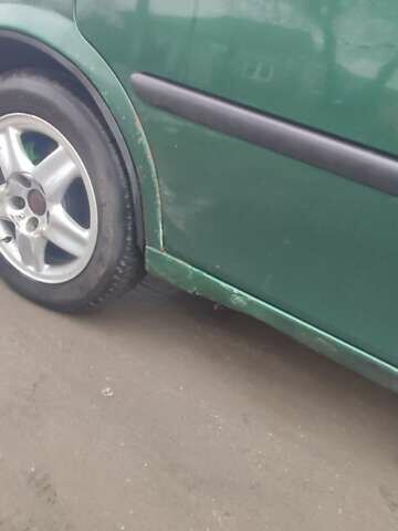 Зеленый Опель Вектра, объемом двигателя 2 л и пробегом 246 тыс. км за 2000 $, фото 30 на Automoto.ua