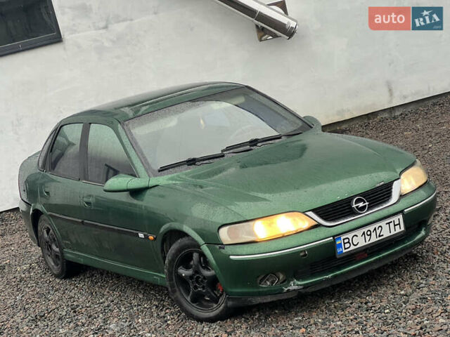 Зелений Опель Вектра, об'ємом двигуна 2 л та пробігом 359 тис. км за 899 $, фото 5 на Automoto.ua