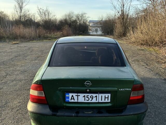 Зеленый Опель Вектра, объемом двигателя 2 л и пробегом 370 тыс. км за 1000 $, фото 3 на Automoto.ua