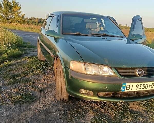 Зеленый Опель Вектра, объемом двигателя 1.6 л и пробегом 468 тыс. км за 3100 $, фото 4 на Automoto.ua