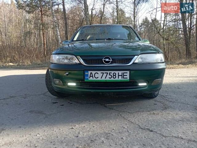 Зеленый Опель Вектра, объемом двигателя 2 л и пробегом 370 тыс. км за 2600 $, фото 11 на Automoto.ua