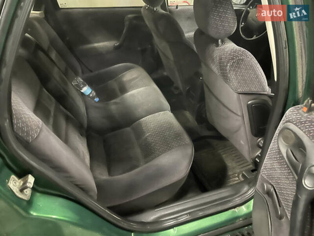 Зеленый Опель Вектра, объемом двигателя 1.8 л и пробегом 280 тыс. км за 2500 $, фото 13 на Automoto.ua