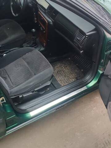 Зеленый Опель Вектра, объемом двигателя 2 л и пробегом 246 тыс. км за 2000 $, фото 36 на Automoto.ua