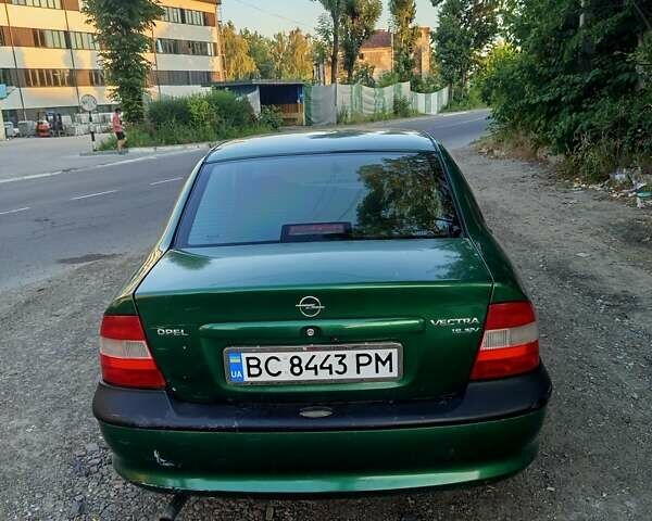 Зелений Опель Вектра, об'ємом двигуна 1.6 л та пробігом 345 тис. км за 1800 $, фото 5 на Automoto.ua