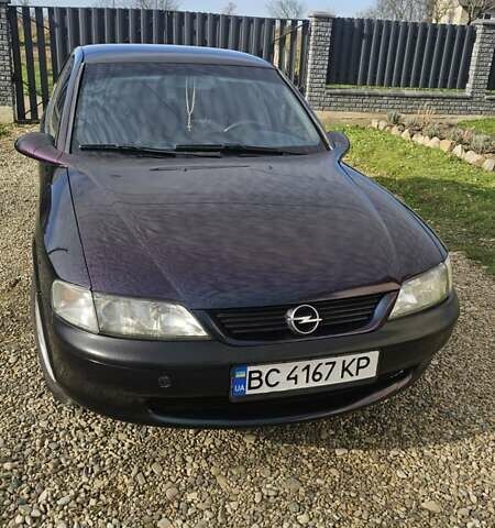 Зеленый Опель Вектра, объемом двигателя 1.8 л и пробегом 251 тыс. км за 2250 $, фото 25 на Automoto.ua