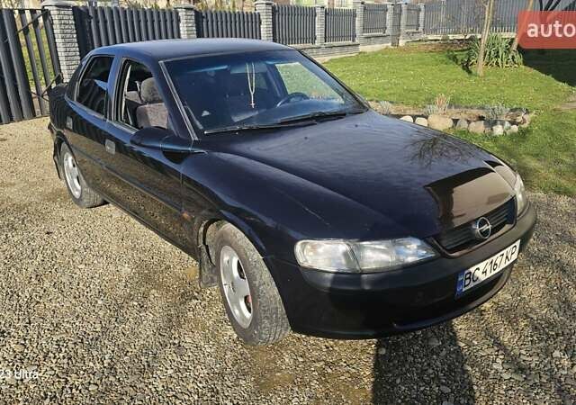 Зеленый Опель Вектра, объемом двигателя 1.8 л и пробегом 251 тыс. км за 2250 $, фото 6 на Automoto.ua