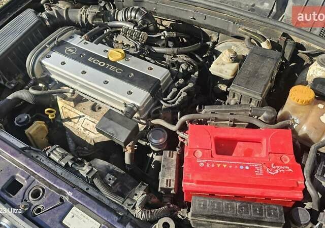 Зеленый Опель Вектра, объемом двигателя 1.8 л и пробегом 251 тыс. км за 2250 $, фото 61 на Automoto.ua