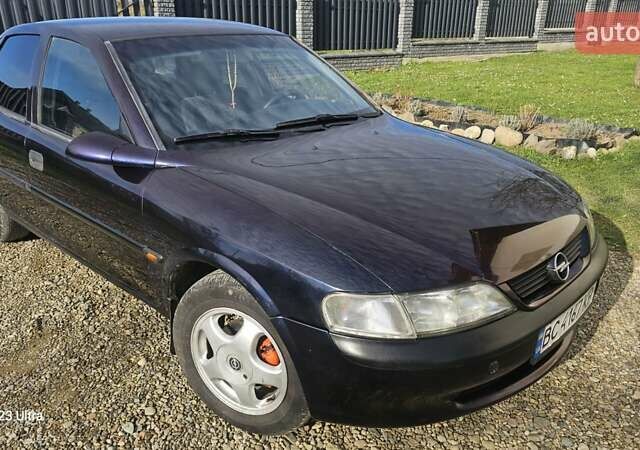 Зеленый Опель Вектра, объемом двигателя 1.8 л и пробегом 251 тыс. км за 2250 $, фото 15 на Automoto.ua