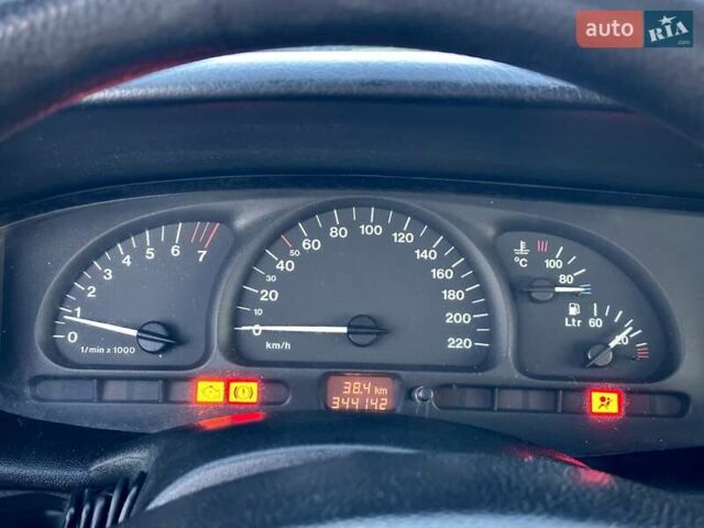 Зеленый Опель Вектра, объемом двигателя 1.8 л и пробегом 344 тыс. км за 1650 $, фото 25 на Automoto.ua