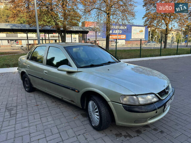 Зеленый Опель Вектра, объемом двигателя 1.6 л и пробегом 368 тыс. км за 1400 $, фото 4 на Automoto.ua