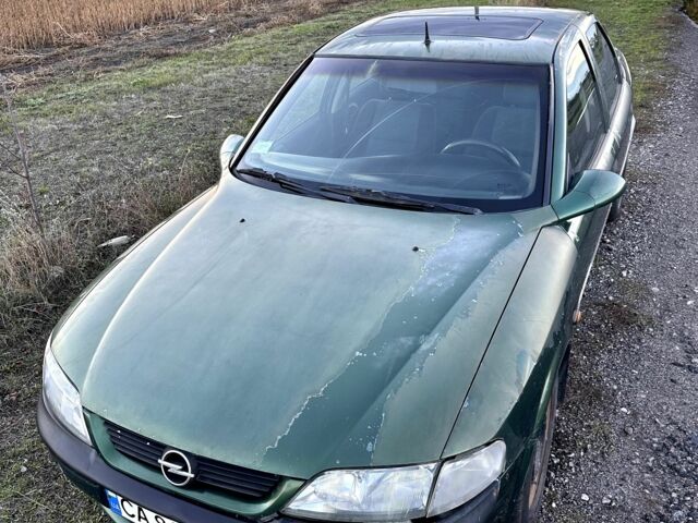 Зеленый Опель Вектра, объемом двигателя 1.8 л и пробегом 344 тыс. км за 1650 $, фото 9 на Automoto.ua