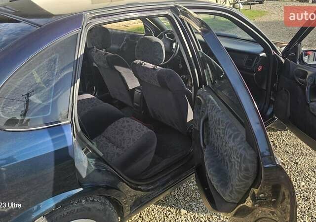 Зеленый Опель Вектра, объемом двигателя 1.8 л и пробегом 251 тыс. км за 2250 $, фото 59 на Automoto.ua