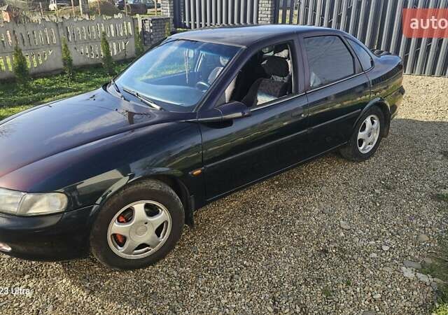 Зеленый Опель Вектра, объемом двигателя 1.8 л и пробегом 251 тыс. км за 2250 $, фото 9 на Automoto.ua