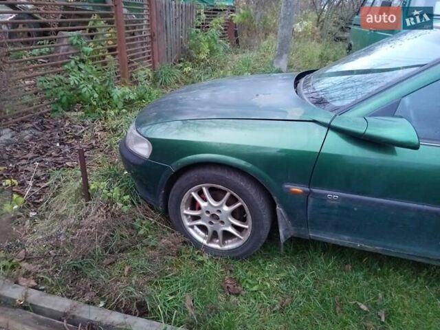 Зеленый Опель Вектра, объемом двигателя 1.8 л и пробегом 319 тыс. км за 1000 $, фото 11 на Automoto.ua