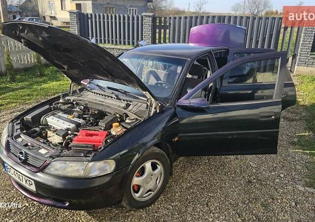 Зеленый Опель Вектра, объемом двигателя 1.8 л и пробегом 251 тыс. км за 2250 $, фото 16 на Automoto.ua