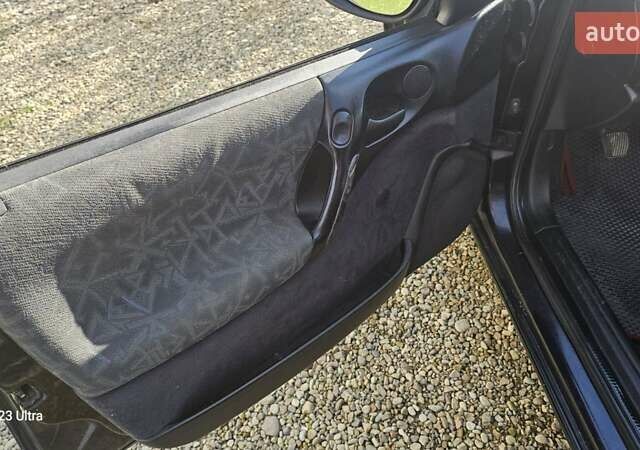 Зеленый Опель Вектра, объемом двигателя 1.8 л и пробегом 251 тыс. км за 2250 $, фото 34 на Automoto.ua