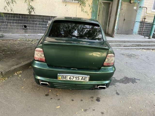 Зеленый Опель Вектра, объемом двигателя 2 л и пробегом 1000 тыс. км за 1668 $, фото 5 на Automoto.ua
