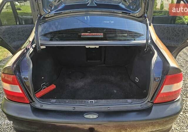 Зеленый Опель Вектра, объемом двигателя 1.8 л и пробегом 251 тыс. км за 2250 $, фото 31 на Automoto.ua