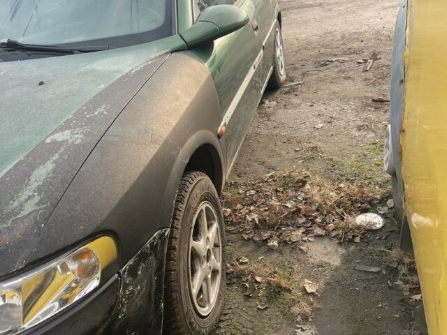 Зелений Опель Вектра, об'ємом двигуна 1.6 л та пробігом 300 тис. км за 650 $, фото 2 на Automoto.ua