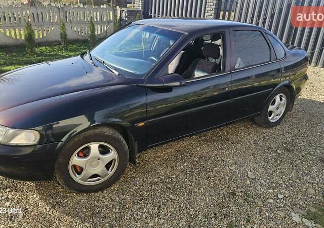 Зеленый Опель Вектра, объемом двигателя 1.8 л и пробегом 251 тыс. км за 2250 $, фото 8 на Automoto.ua