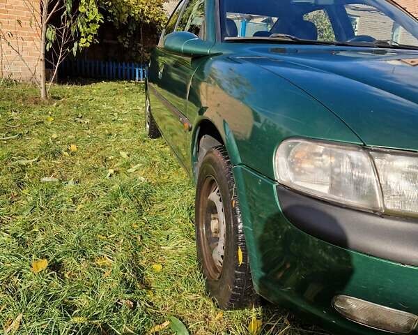 Опель Вектра 1997 у Недригайлове на Automoto.ua Зелений Опель Вектра, об'ємом двигуна 1.8 л та пробігом 195 тис. км за 2150 $, фото 16 на Automoto.ua