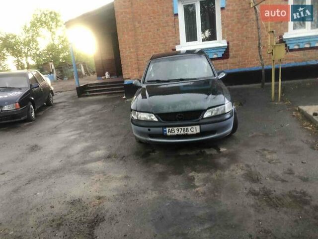 Зеленый Опель Вектра, объемом двигателя 1.6 л и пробегом 258 тыс. км за 1650 $, фото 7 на Automoto.ua