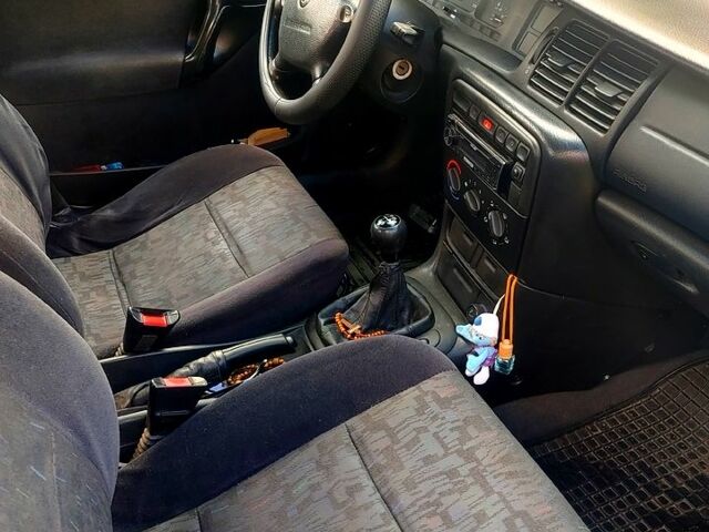 Зеленый Опель Вектра, объемом двигателя 1.8 л и пробегом 187 тыс. км за 2300 $, фото 2 на Automoto.ua