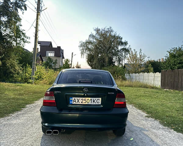 Зелений Опель Вектра, об'ємом двигуна 1.6 л та пробігом 270 тис. км за 1500 $, фото 6 на Automoto.ua