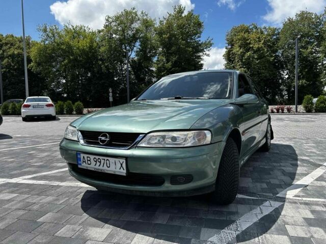Зеленый Опель Вектра, объемом двигателя 1.6 л и пробегом 320 тыс. км за 2650 $, фото 1 на Automoto.ua