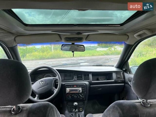 Зеленый Опель Вектра, объемом двигателя 2 л и пробегом 2 тыс. км за 1050 $, фото 5 на Automoto.ua