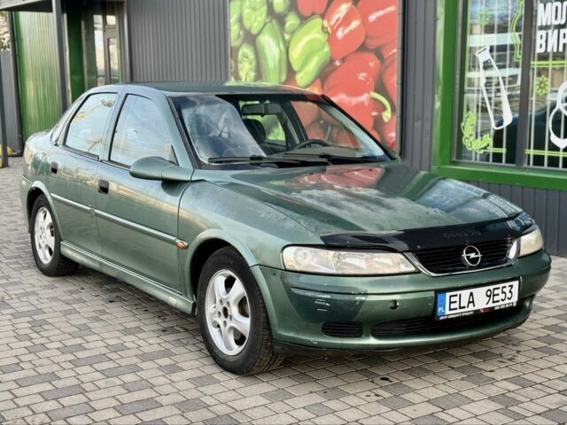 Зеленый Опель Вектра, объемом двигателя 0 л и пробегом 300 тыс. км за 1100 $, фото 2 на Automoto.ua