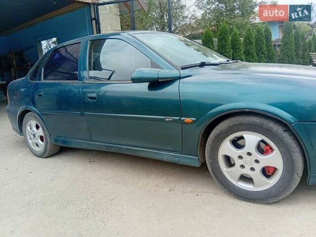 Зеленый Опель Вектра, объемом двигателя 1.6 л и пробегом 88 тыс. км за 2600 $, фото 5 на Automoto.ua