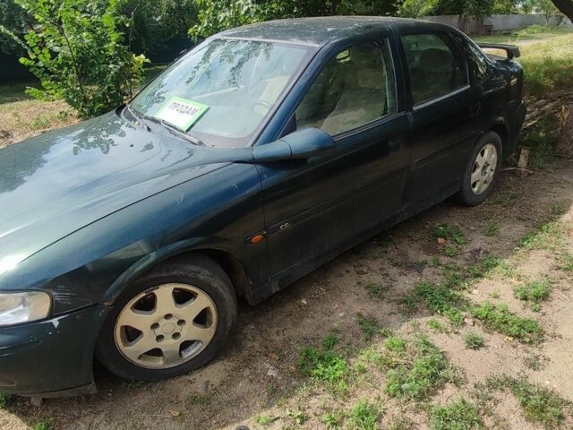 Зеленый Опель Вектра, объемом двигателя 2 л и пробегом 500 тыс. км за 1289 $, фото 6 на Automoto.ua