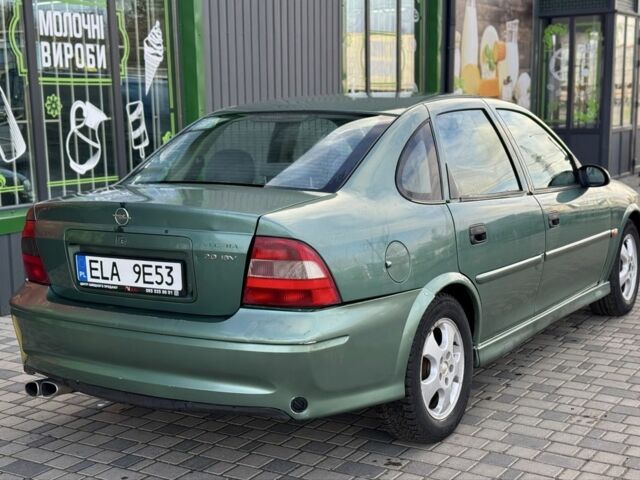 Зеленый Опель Вектра, объемом двигателя 0 л и пробегом 300 тыс. км за 1100 $, фото 4 на Automoto.ua