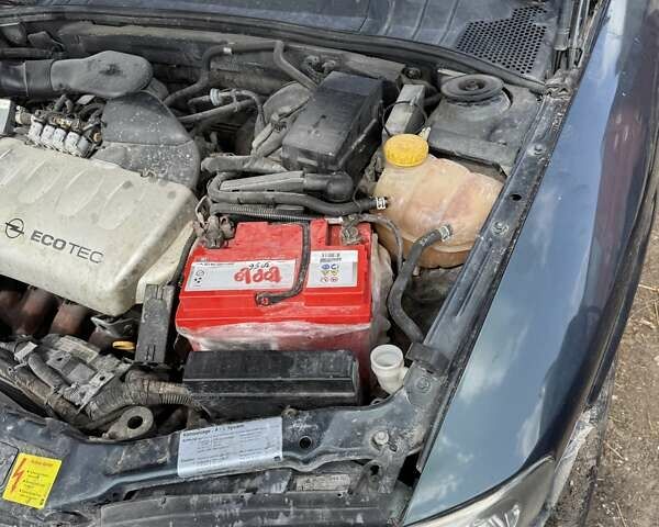 Зеленый Опель Вектра, объемом двигателя 1.8 л и пробегом 225 тыс. км за 1200 $, фото 9 на Automoto.ua