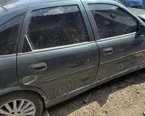 Зеленый Опель Вектра, объемом двигателя 1.8 л и пробегом 225 тыс. км за 1200 $, фото 6 на Automoto.ua