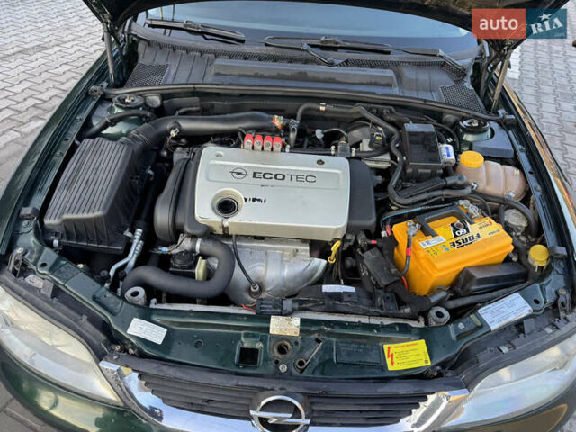 Зеленый Опель Вектра, объемом двигателя 1.6 л и пробегом 285 тыс. км за 2450 $, фото 7 на Automoto.ua