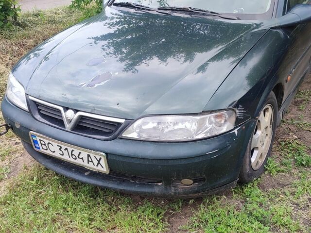 Зеленый Опель Вектра, объемом двигателя 2 л и пробегом 500 тыс. км за 1289 $, фото 1 на Automoto.ua