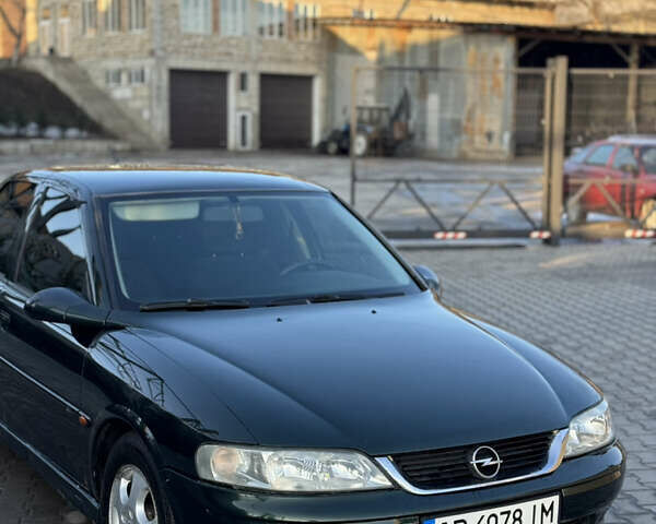 Зеленый Опель Вектра, объемом двигателя 1.6 л и пробегом 285 тыс. км за 2450 $, фото 12 на Automoto.ua