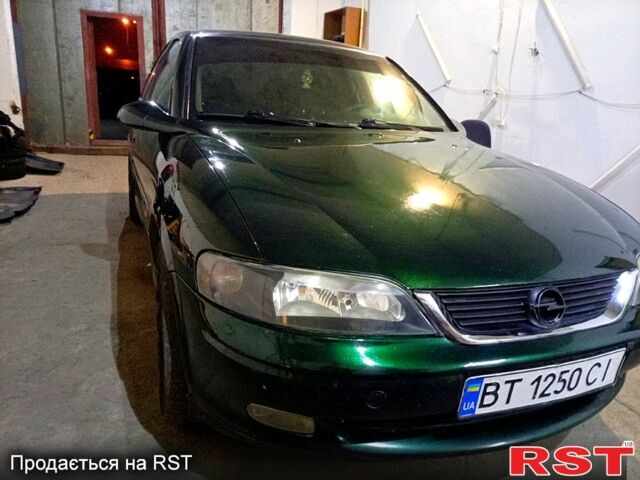 Зелений Опель Вектра, об'ємом двигуна 2 л та пробігом 370 тис. км за 2500 $, фото 8 на Automoto.ua