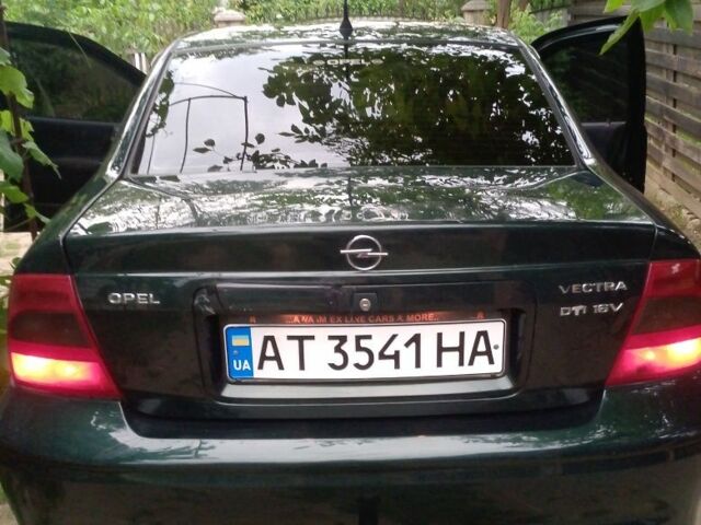 Зеленый Опель Вектра, объемом двигателя 2 л и пробегом 356 тыс. км за 2300 $, фото 7 на Automoto.ua