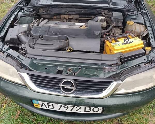 Зелений Опель Вектра, об'ємом двигуна 2.2 л та пробігом 212 тис. км за 3800 $, фото 9 на Automoto.ua