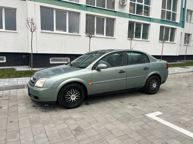 Зеленый Опель Вектра, объемом двигателя 1.9 л и пробегом 310 тыс. км за 1950 $, фото 1 на Automoto.ua
