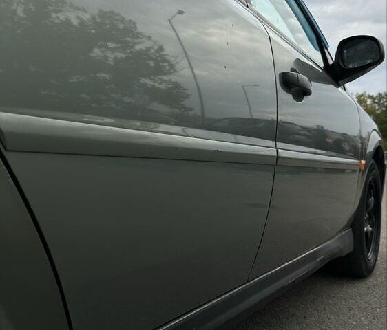 Зелений Опель Вектра, об'ємом двигуна 1.8 л та пробігом 300 тис. км за 2457 $, фото 23 на Automoto.ua