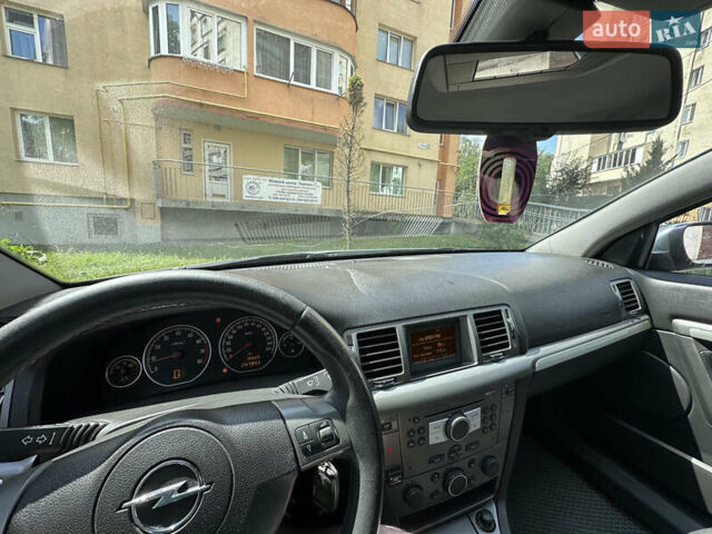 Зеленый Опель Вектра, объемом двигателя 2.2 л и пробегом 250 тыс. км за 3500 $, фото 16 на Automoto.ua