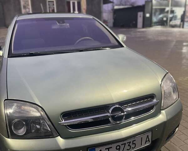 Зелений Опель Вектра, об'ємом двигуна 2.2 л та пробігом 327 тис. км за 3150 $, фото 2 на Automoto.ua
