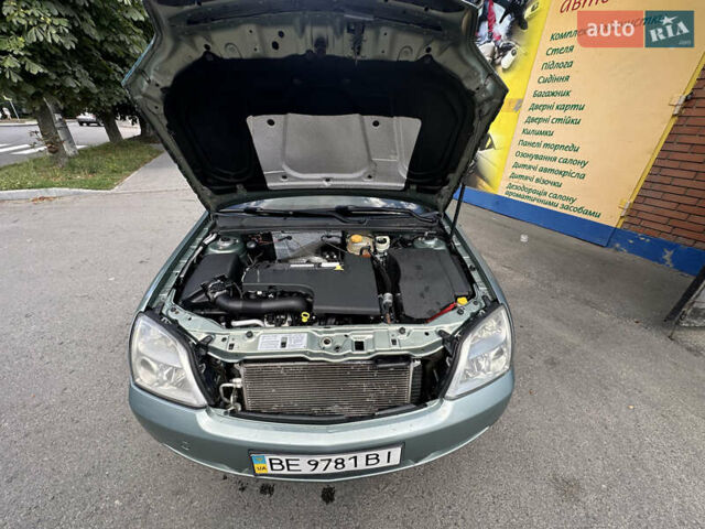 Зеленый Опель Вектра, объемом двигателя 2.2 л и пробегом 250 тыс. км за 3500 $, фото 10 на Automoto.ua