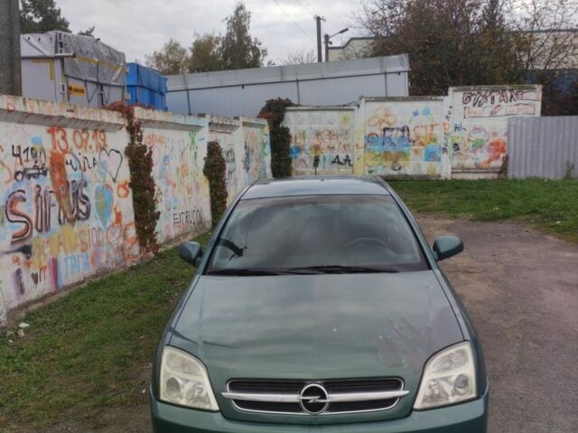 Зелений Опель Вектра, об'ємом двигуна 2 л та пробігом 333 тис. км за 2100 $, фото 2 на Automoto.ua