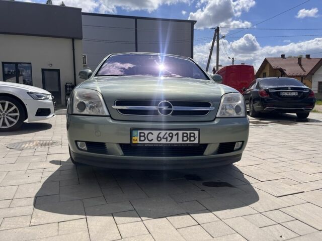 Зелений Опель Вектра, об'ємом двигуна 2.2 л та пробігом 235 тис. км за 4900 $, фото 4 на Automoto.ua