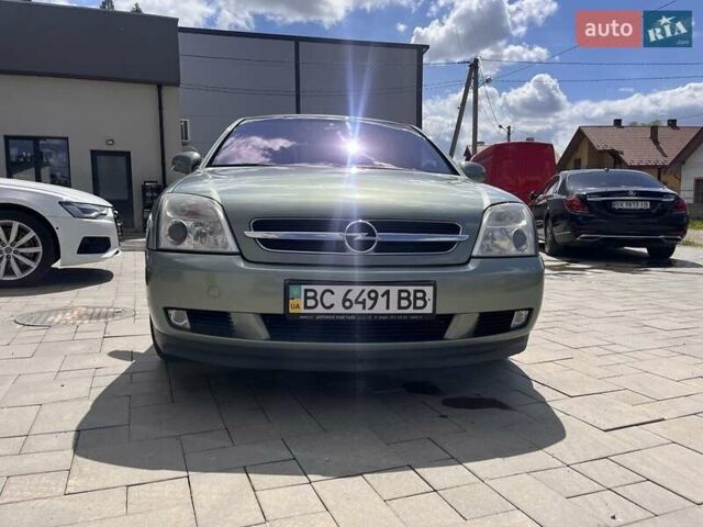 Зеленый Опель Вектра, объемом двигателя 2.2 л и пробегом 235 тыс. км за 5000 $, фото 9 на Automoto.ua